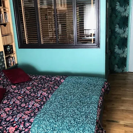 Alloggio in famiglia Belle Chambre En Rez De Chaussee Avec Sauna Dans Quartier Calme Bordeaux